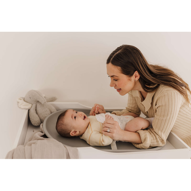 Bubble Cuddle Changing Mat - Grey