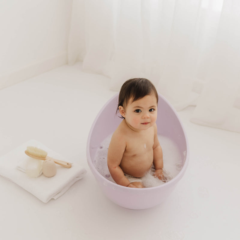 Bubble Cuddle Bath with Newborn Support Insert - Lilac