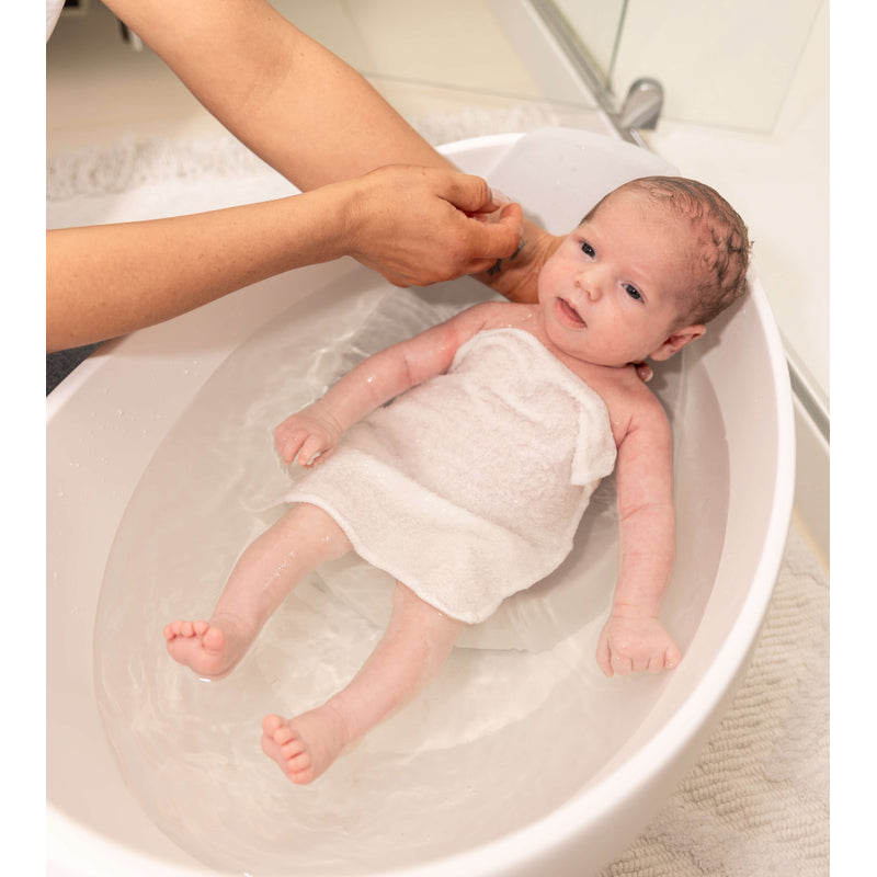 Bubble Cuddle Bath with Newborn Support Insert - White